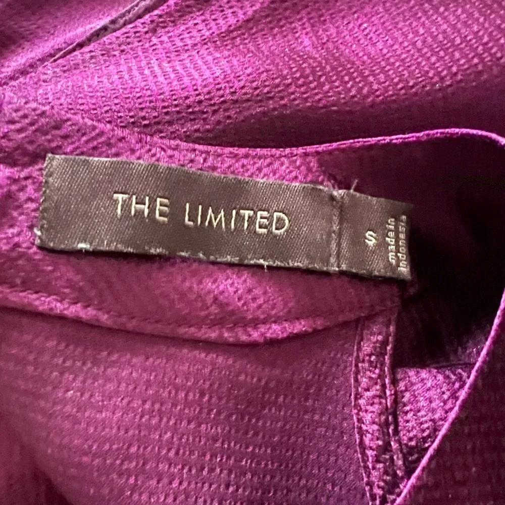 Rich Purple Textured Top Asymmetrical Neckline Statement Bow Old Money - Picture 4 of 8